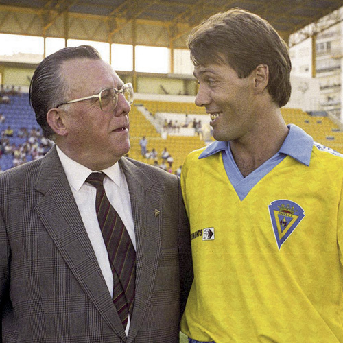 Una docena de Cádiz-Barcelona, en Liga y sólo dos triunfos cadistas, pero muy celebrados