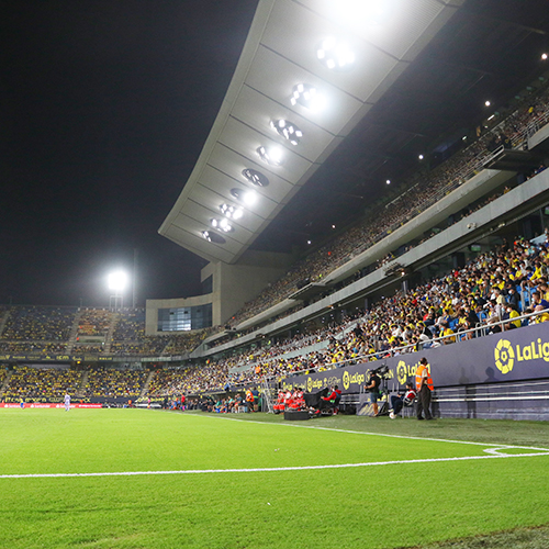 El Cádiz se la juega ante sus rivales directos