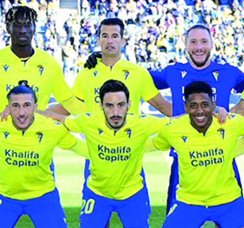 El Cádiz apuesta fuerte por la permanencia, pero no puede fallar ante su afición