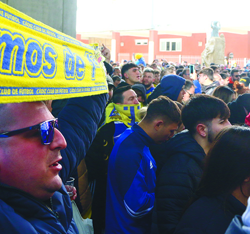‘Alma Cadista’, ‘Federación de Peñas’ y ‘Brigadas Amarillas’ protestaron por la nefasta gestión deportiva